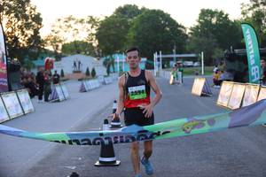 BIB: 2594
                            <button type="button" onclick="openModal(3631874)" class="btn btn-primary btn-sm float-right btn-popup" data-toggle="modal" data-target=".modal-high-quality">
                        <i class="fas fa-shopping-cart"></i> Add to Cart
                    </button>
                                            <button type="button" onclick="isThisMe(3631874, true)" class="btn btn-success btn-sm float-right btn-popup btn-isme hidden" data-toggle="tooltip" data-placement="bottom" title="นี่คือรูปของคุณใช่ไหม คลิกที่นี่เพื่อเอาเข้าอัลบั้ม">
                        <i class="fas fa-plus"></i> Add to album
                    </button>
                    <button type="button" onclick="isThisMe(3631874, false)" class="btn btn-warning btn-sm float-right btn-popup btn-isnotme hidden">
                        <i class="fas fa-ban"></i> Remove from album
                    </button>